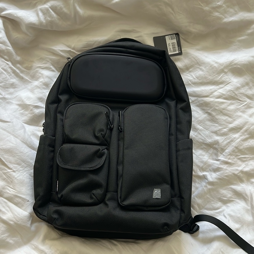 Lululemon Cruiser Backpack (black) new with tags
